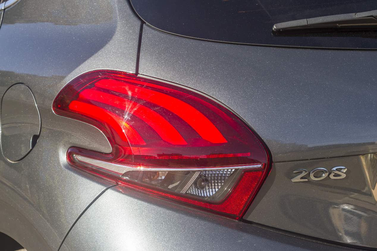 Ford Fiesta, Seat Ibiza o Peugeot 208: Diesel o gasolina, ¿qué interesa más?