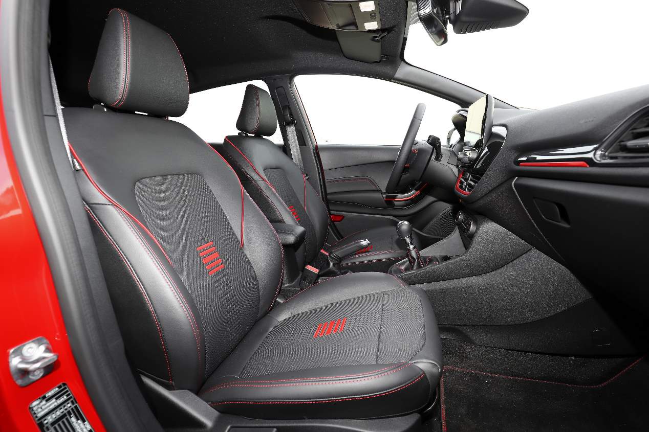 Ford Fiesta, Seat Ibiza o Peugeot 208: Diesel o gasolina, ¿qué interesa más?