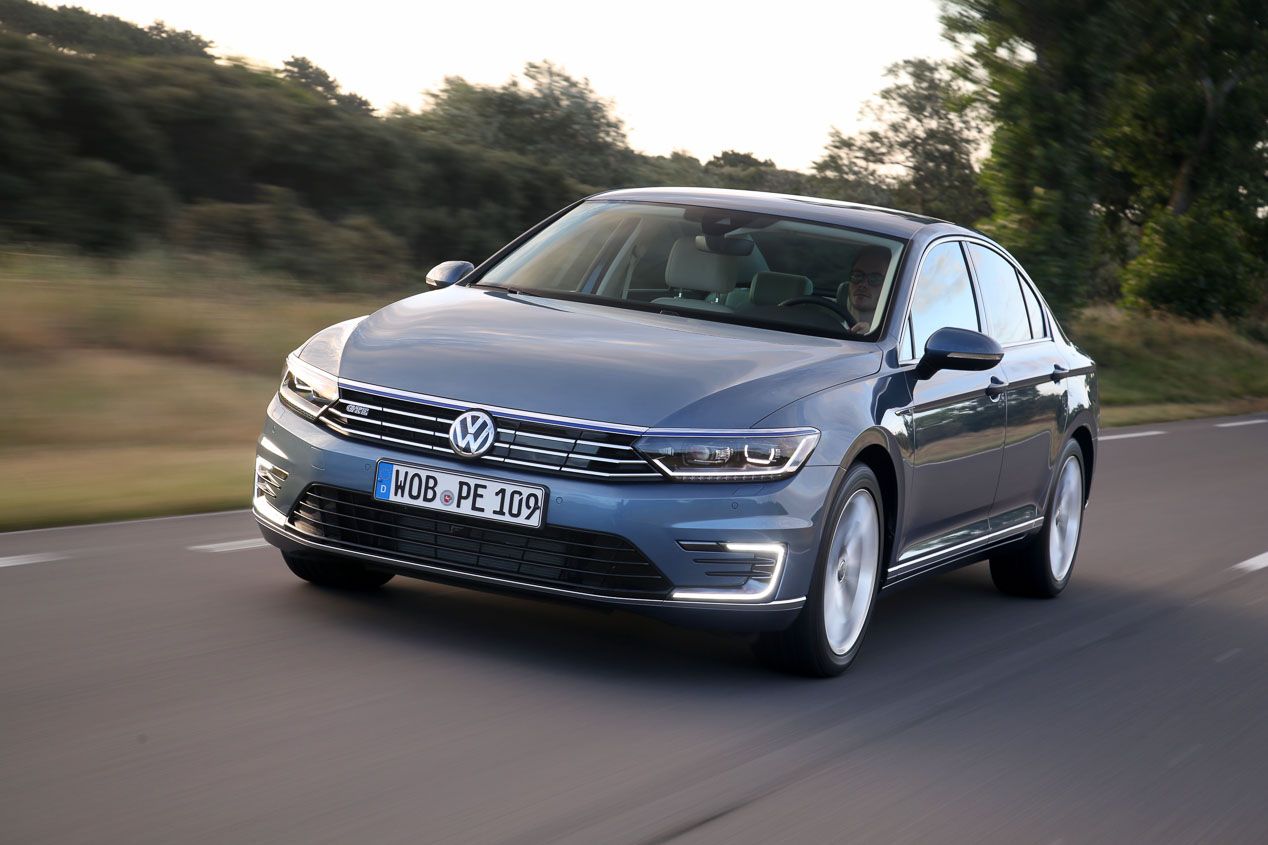Todos los coches híbridos enchufables del mercado