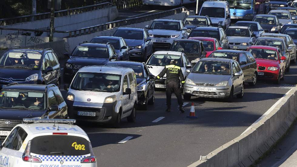 La prohibición de los coches Diesel, gasolina e híbridos podría adelantarse