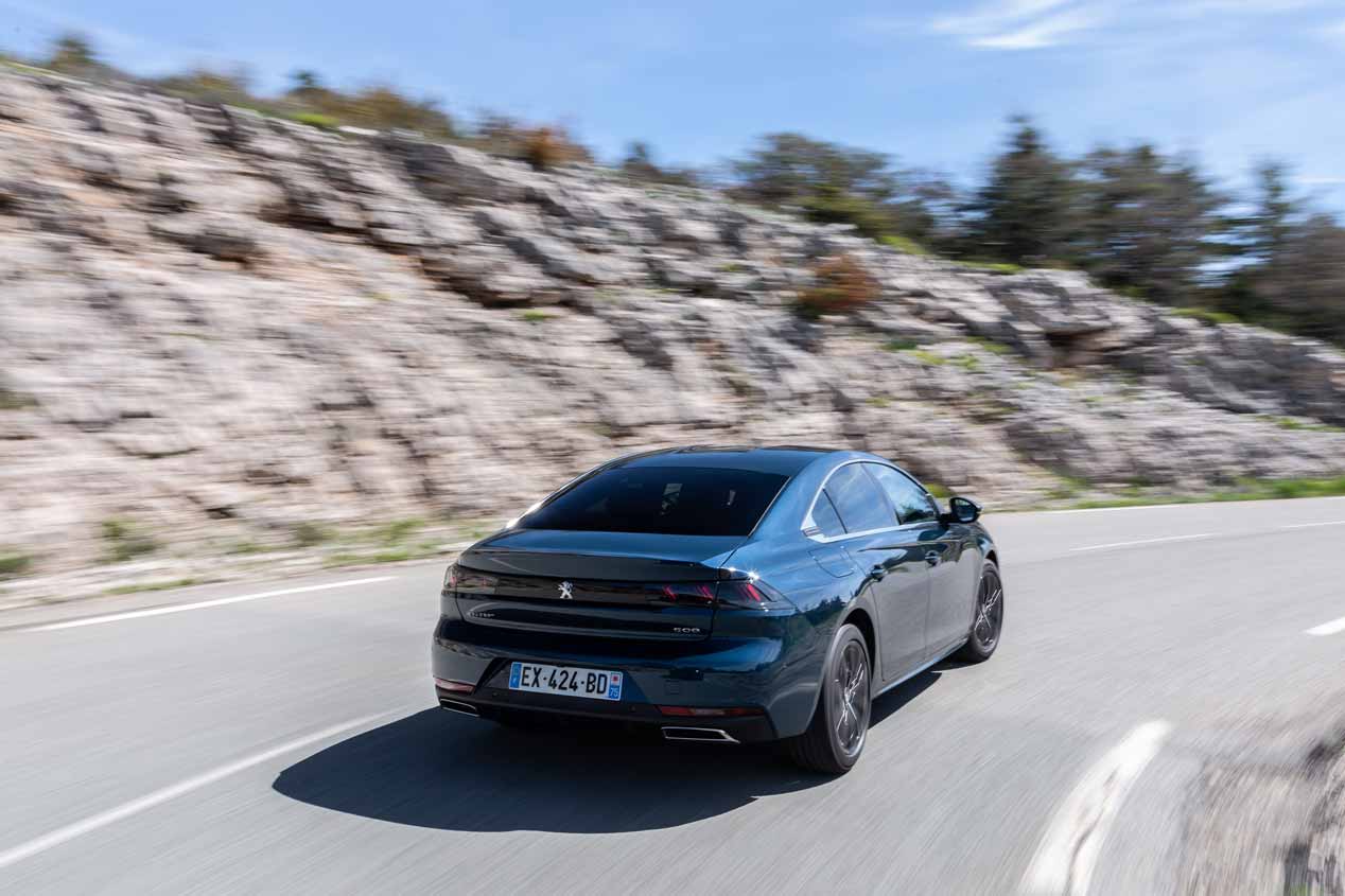Peugeot 508 vs 508L 2019: así son las dos berlinas
