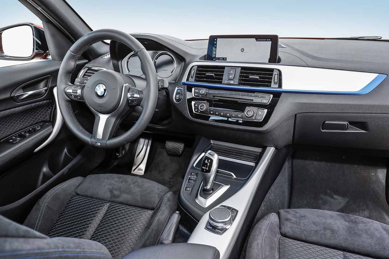 Supercomparativa de compactos: A3, Serie 1, Clase A, Golf, Q30, CT, V40 y DS 4