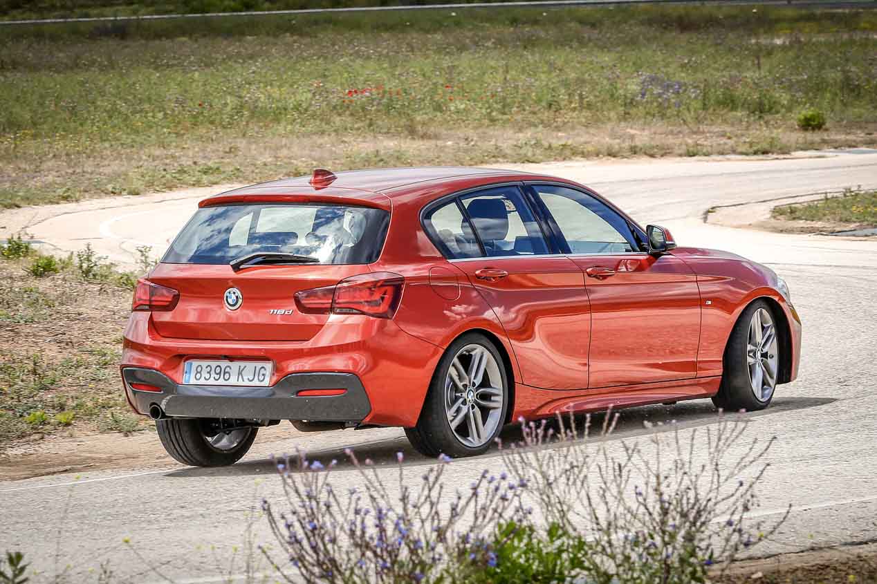 Supercomparativa de compactos: A3, Serie 1, Clase A, Golf, Q30, CT, V40 y DS 4