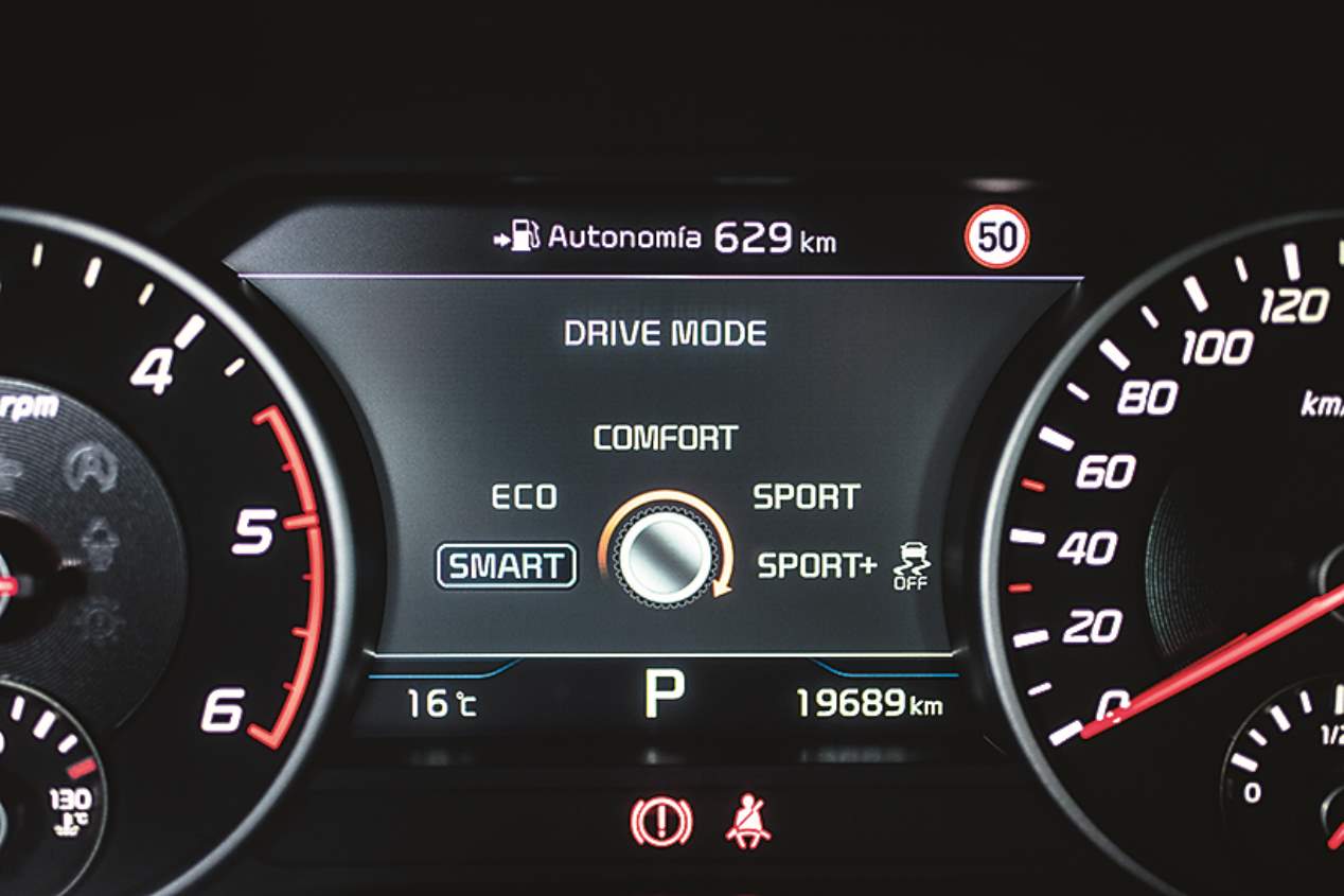 Peugeot 508 vs Kia Stinger: duelo de berlinas Diesel