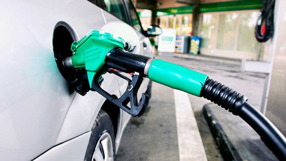 Los 10 mejores consejos para ahorrar combustible: rebaja el consumo de tu coche