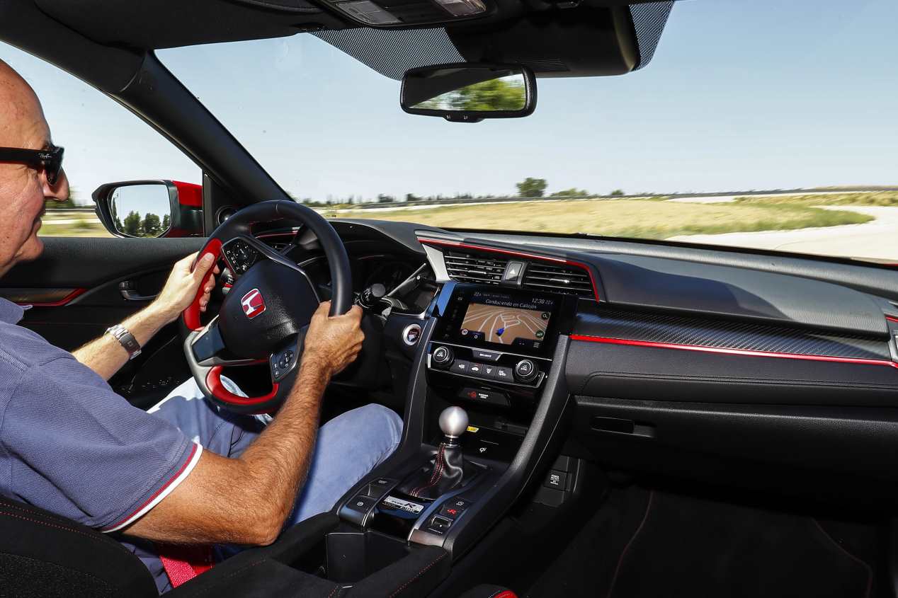 Comparativa: Honda Civic Type R, Seat León Cupra R y Renault Mégane RS Cup