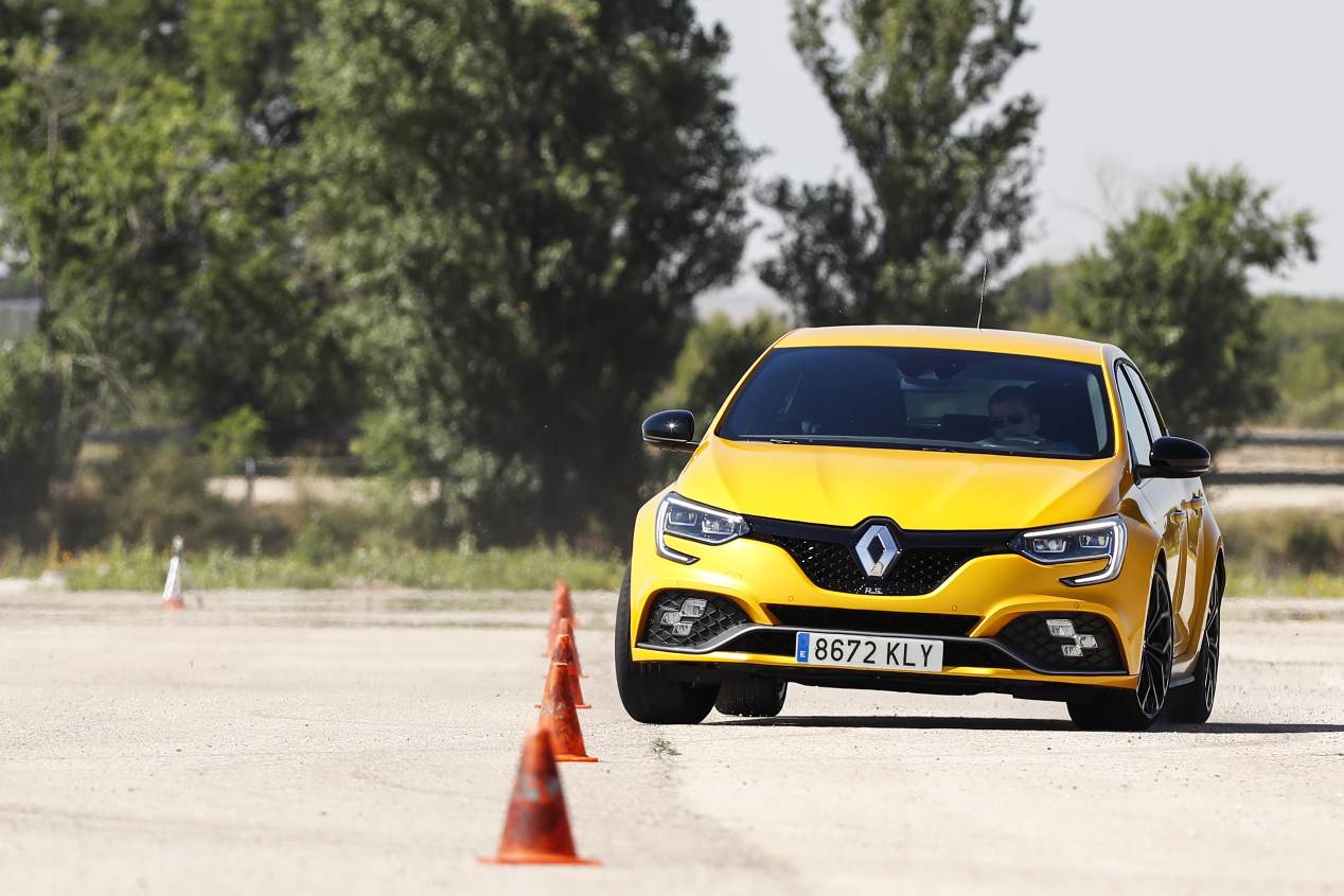 Comparativa: Honda Civic Type R, Seat León Cupra R y Renault Mégane RS Cup
