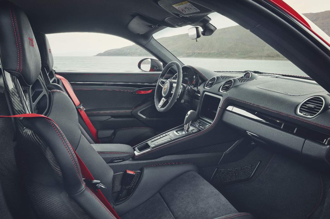 Los Porsche 718 T Boxster y Cayman 2019, en imágenes