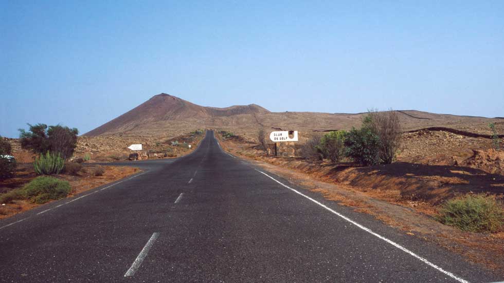 Carretera de Lanzarote, foto de Cordon Press