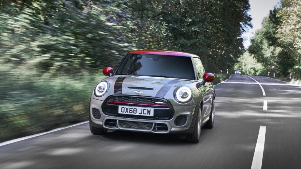 Mini John Cooper Works 2019: fotos y datos del nuevo deportivo