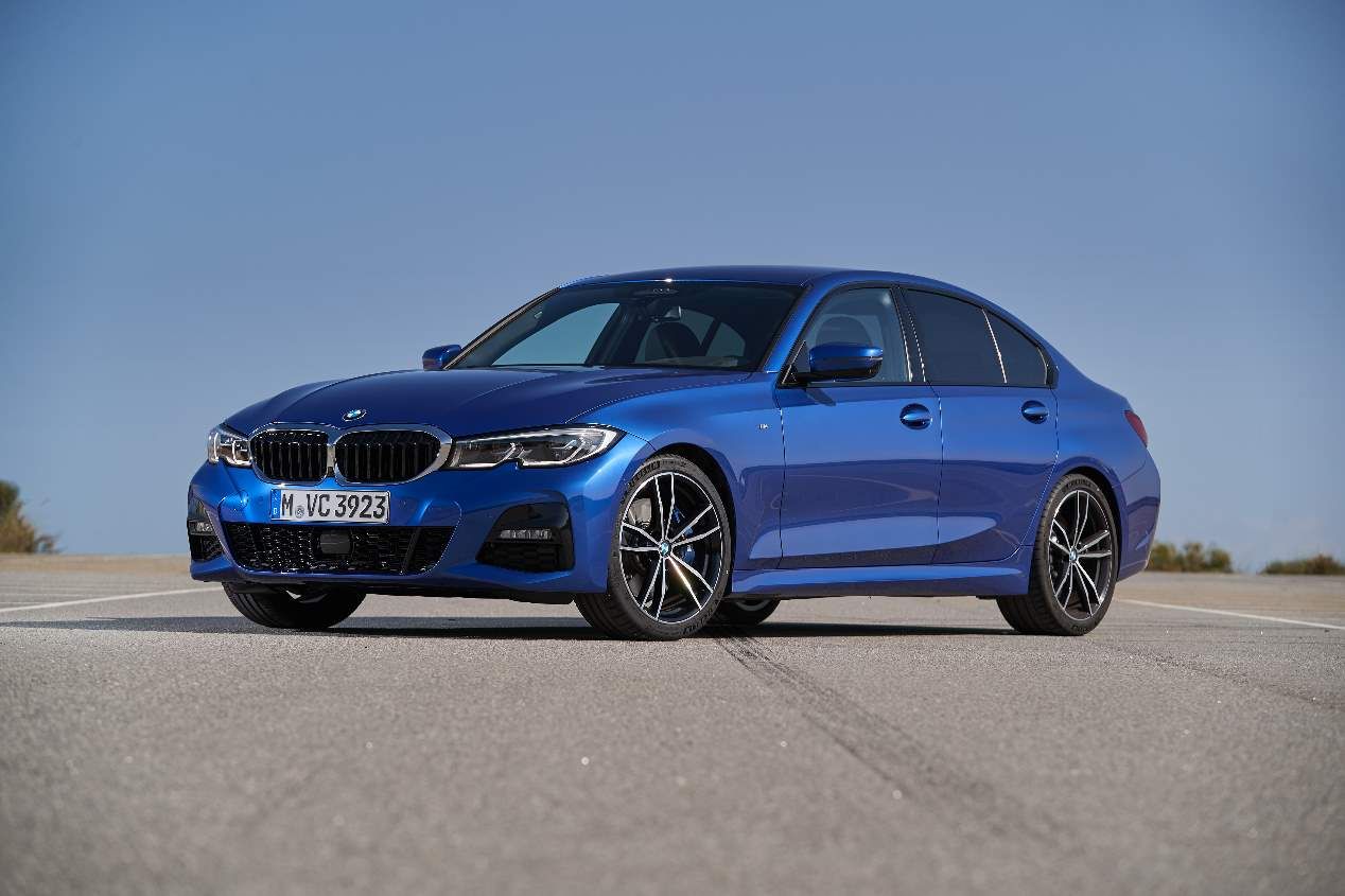 Las mejores berlinas que llegarán en 2019: Serie 3, Passat, Model 3, A4, Octavia...