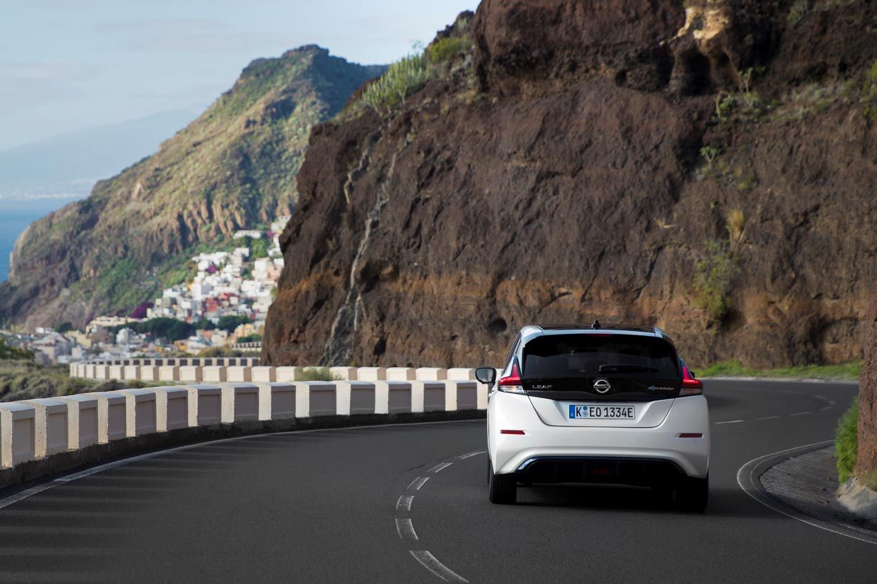 Los coches eléctricos e híbridos más vendidos en España, en imágenes