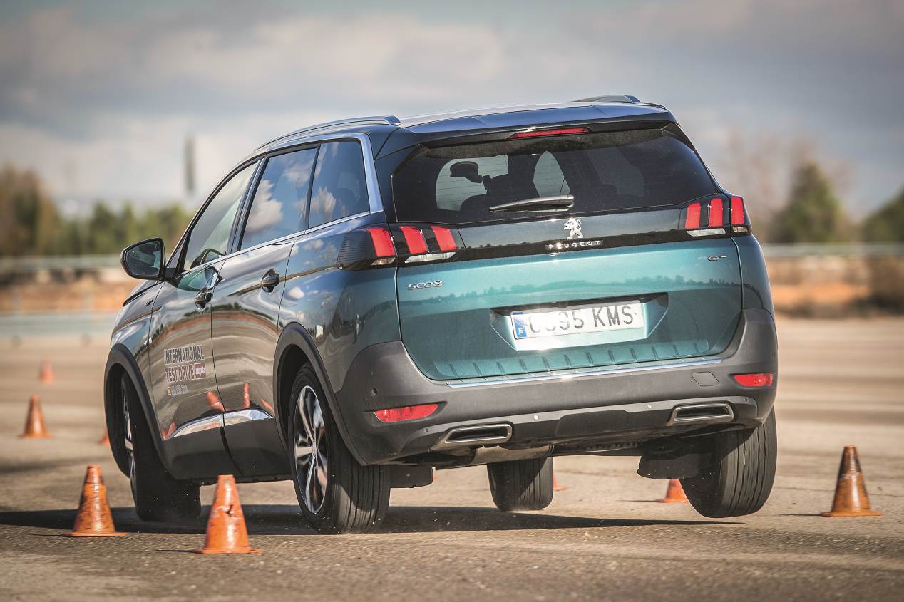 Supercomparativa: Santa Fe, CR-V, Tarraco, Tiguan, 5008, Kodiaq, X-Trail y Sorento