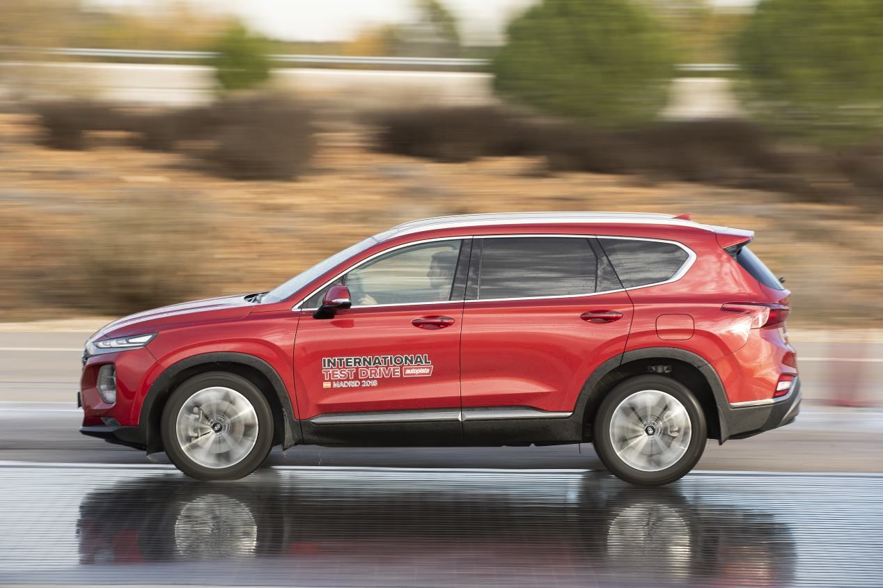 Comparativa: Hyundai Santa Fe 2.2 CRDi vs Honda CR-V 1.5 VTEC Turbo