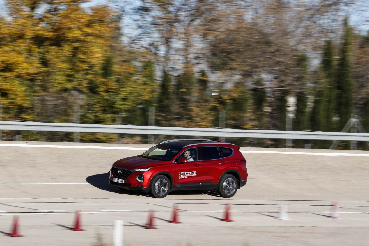 Comparativa: Hyundai Santa Fe 2.2 CRDi vs Honda CR-V 1.5 VTEC Turbo