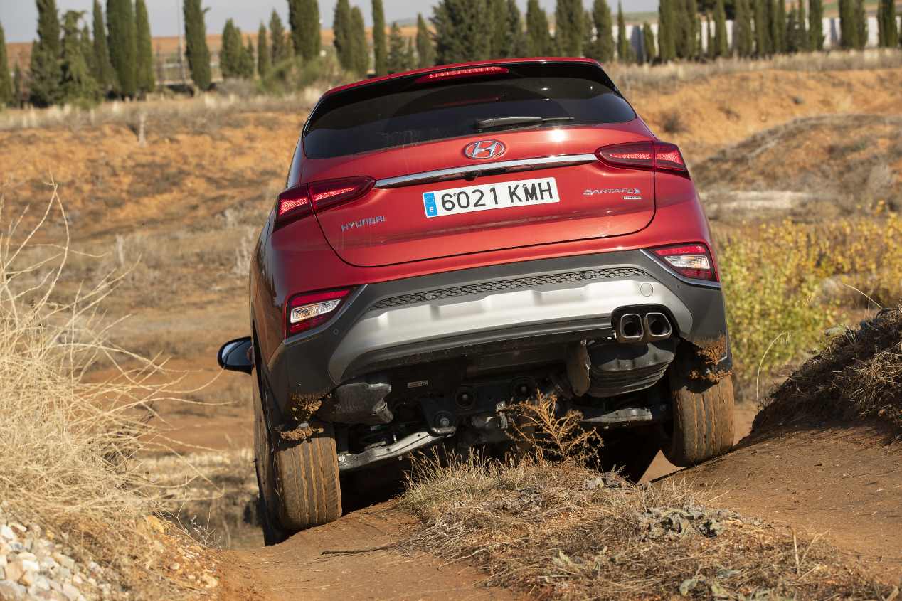 Comparativa: Hyundai Santa Fe 2.2 CRDi vs Honda CR-V 1.5 VTEC Turbo