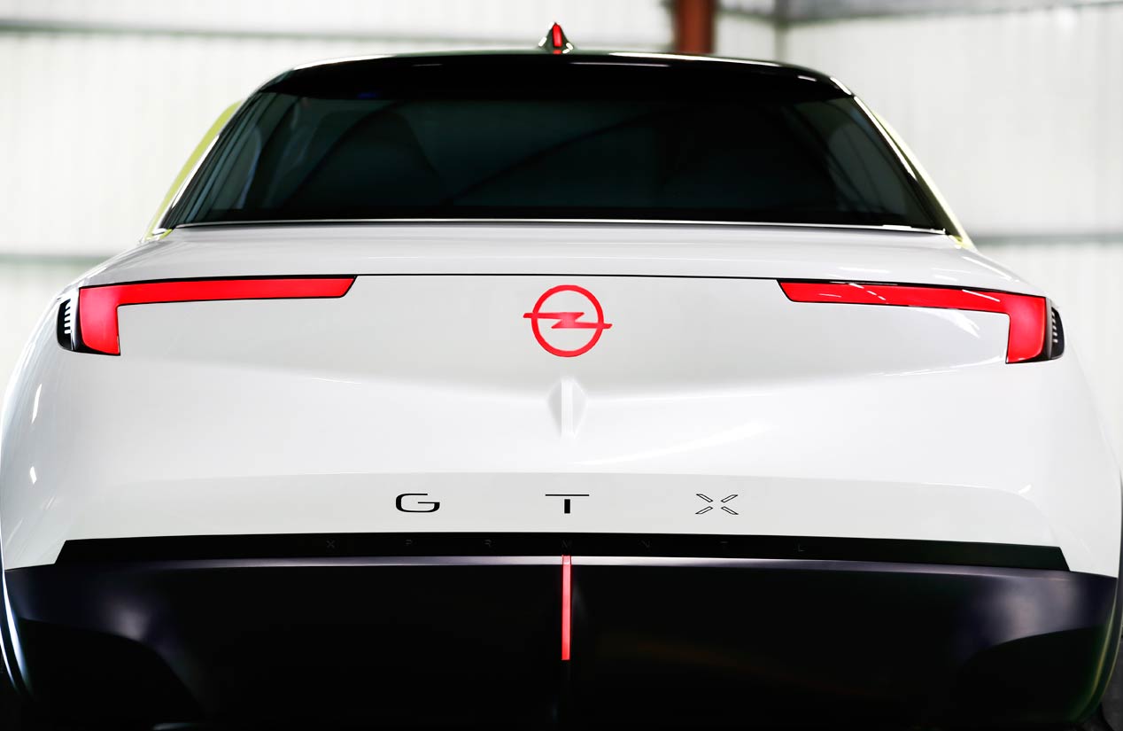 El Opel GT X Experimental, a prueba
