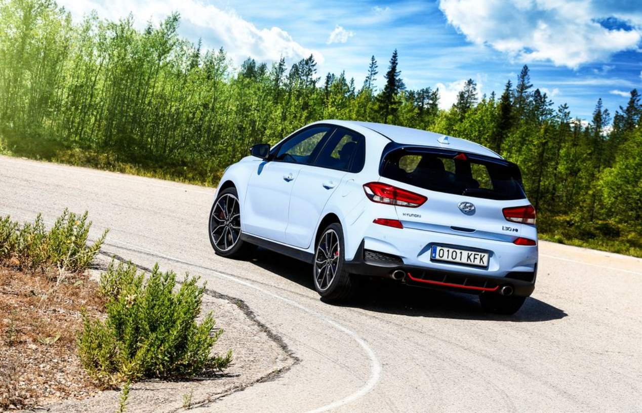 A prueba los Hyundai i30N Performance, Peugeot 308 GTi y Renault Mégane RS