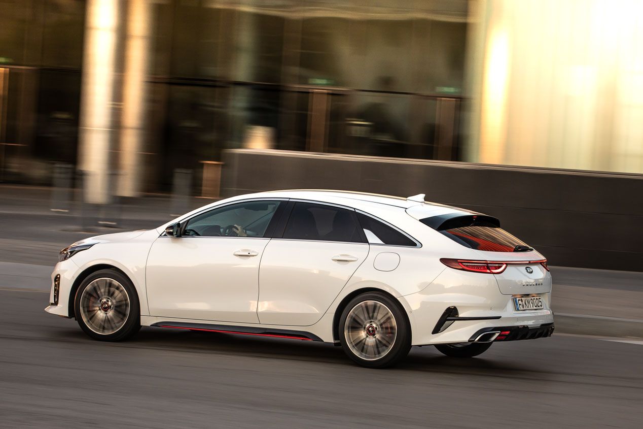 Kia ProCeed: Kia aúna funcionalidad y diseño con un nuevo coche compacto de carrocería muy innovadora
