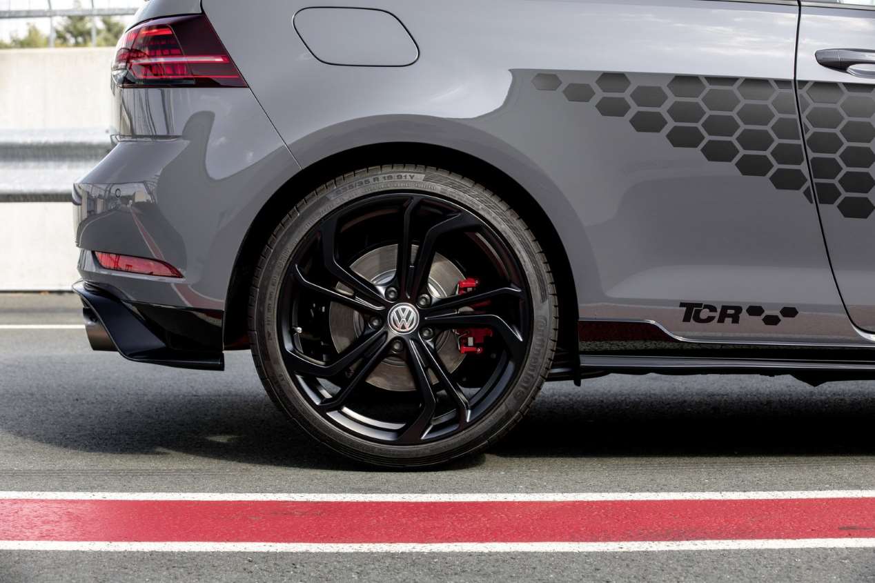 Volkswagen Golf GTI TCR: así es el nuevo deportivo, en FOTOS