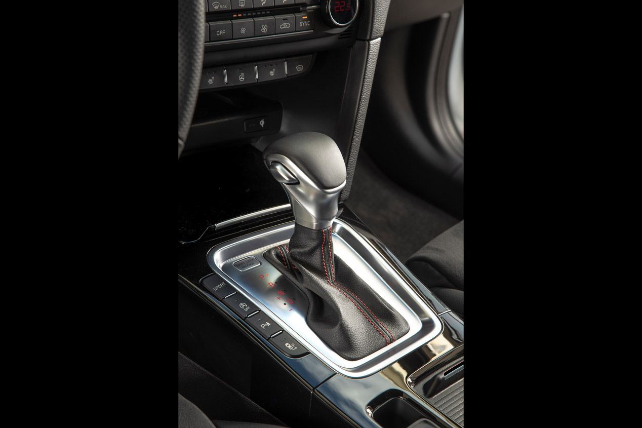 Kia ProCeed: Kia aúna funcionalidad y diseño con un nuevo coche compacto de carrocería muy innovadora