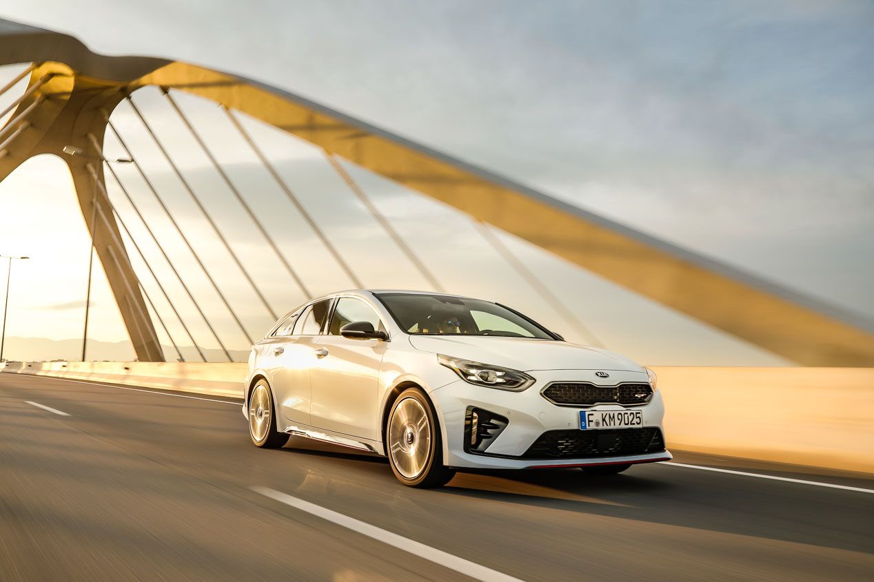 Kia ProCeed: Kia aúna funcionalidad y diseño con un nuevo coche compacto de carrocería muy innovadora