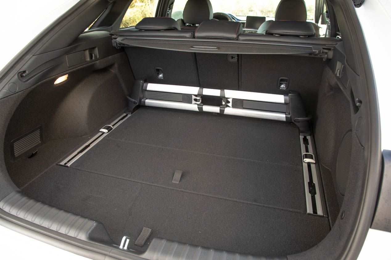 Kia ProCeed: Kia aúna funcionalidad y diseño con un nuevo coche compacto de carrocería muy innovadora