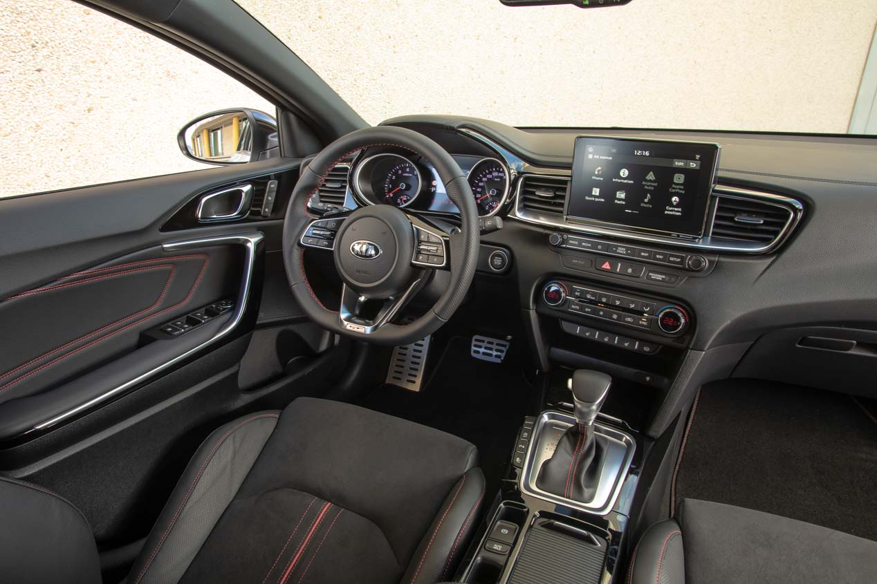 Kia ProCeed: Kia aúna funcionalidad y diseño con un nuevo coche compacto de carrocería muy innovadora