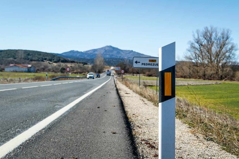 Fomento empieza a construir carreteras de hormigón: sus ventajas e inconvenientes