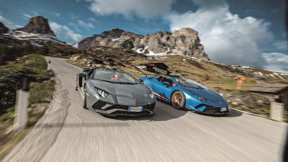 Lamborghini Aventador S Roadster y Huracán Performante Spyder: prueba en Los Dolomitas