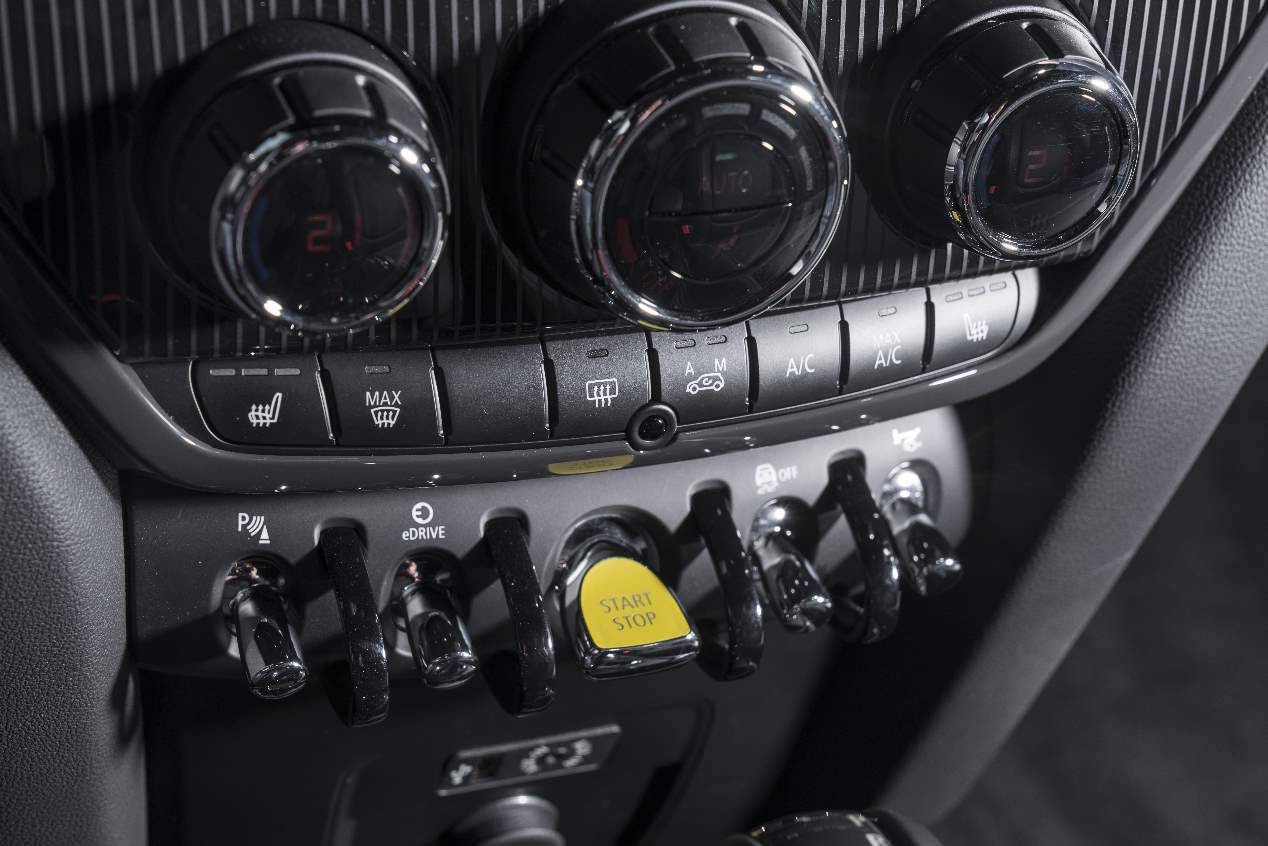 MINI Countryman híbrido enchufable: un SUV eficiente y divertido de conducir