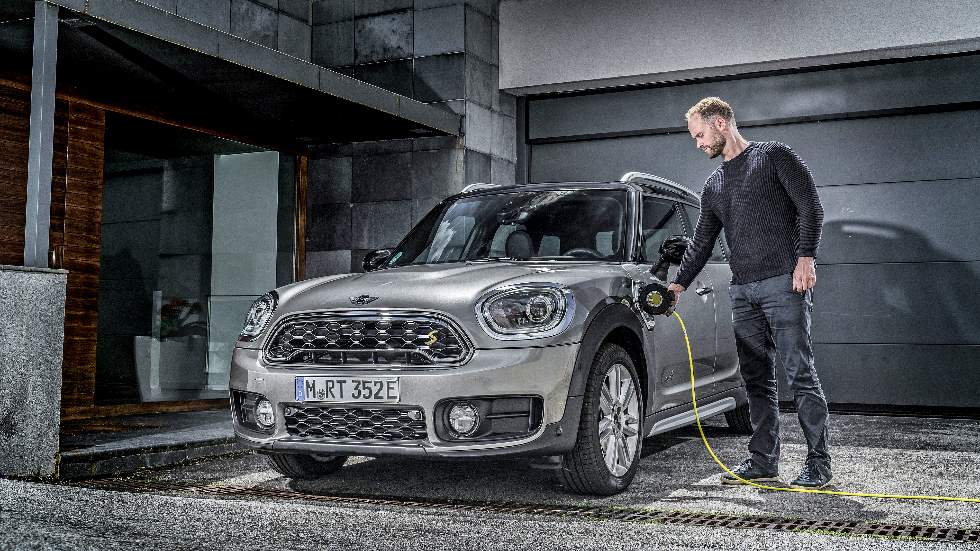 MINI Countryman híbrido enchufable: un SUV para todo