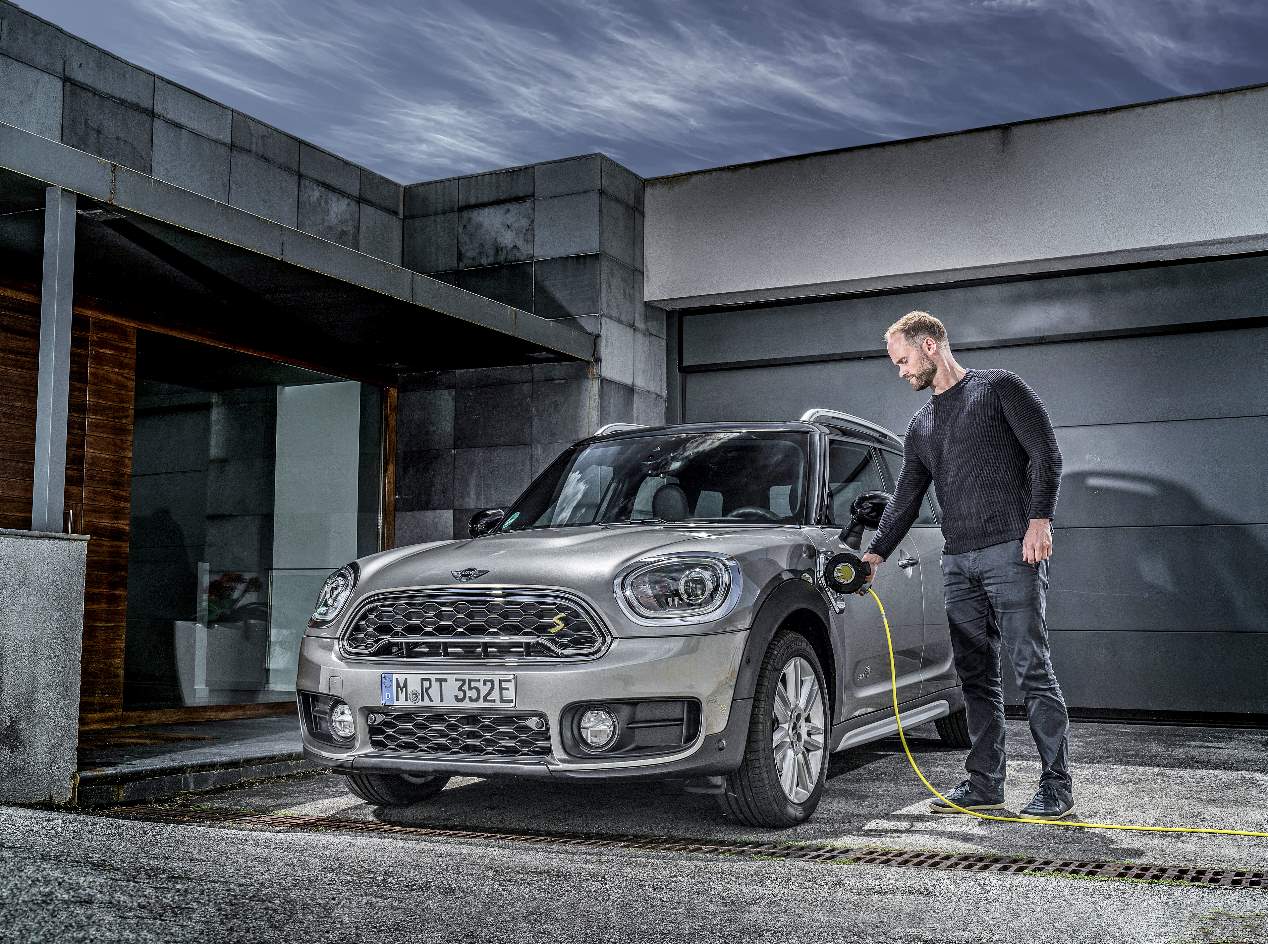 MINI Countryman híbrido enchufable: un SUV eficiente y divertido de conducir