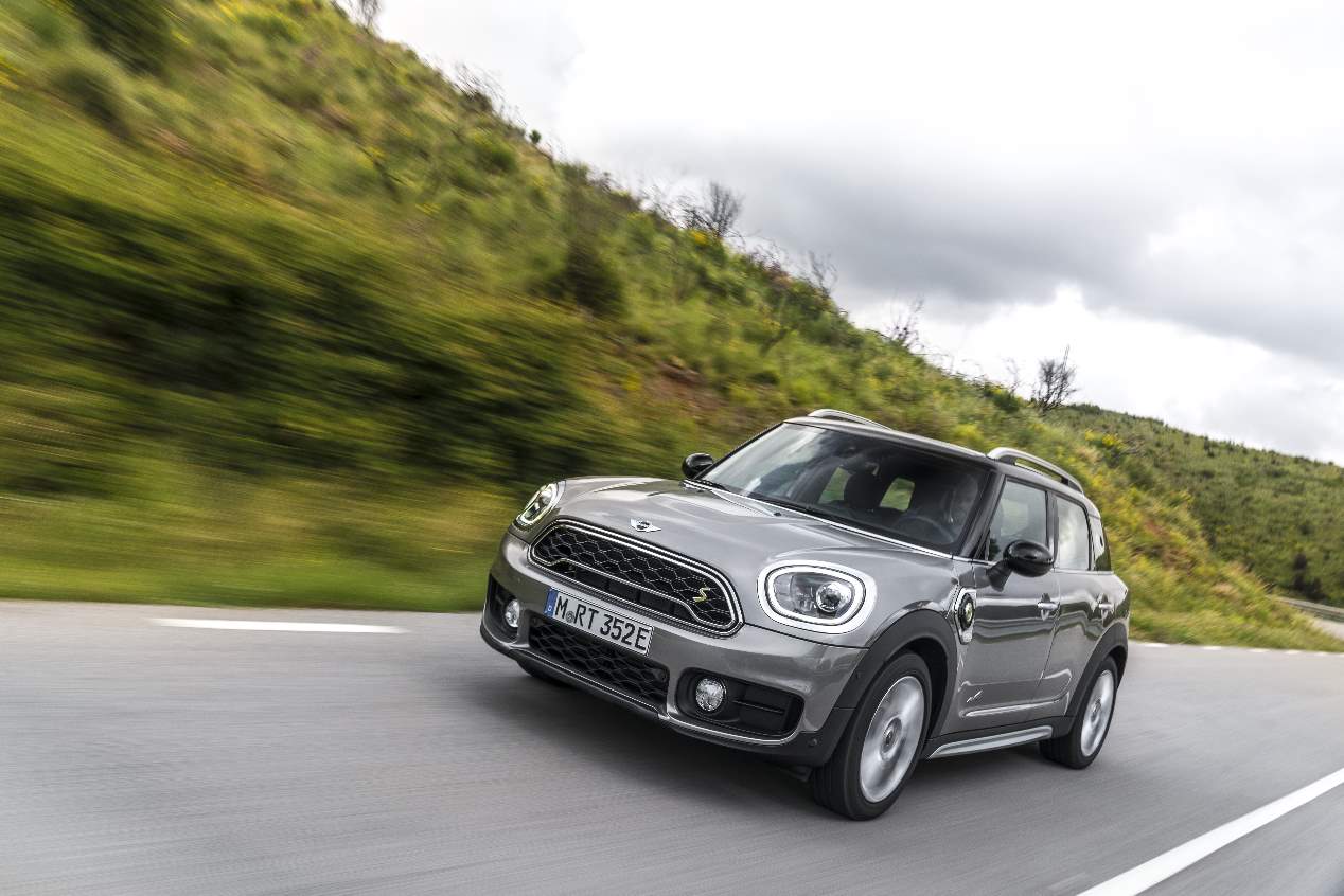 MINI Countryman híbrido enchufable: un SUV eficiente y divertido de conducir