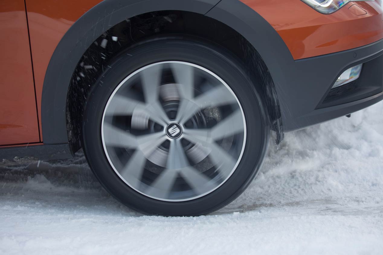Jordi Gené te cuenta cómo conducir sobre nieve