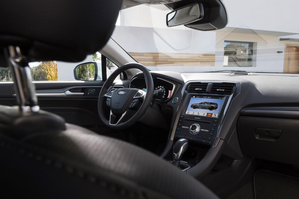 Ford Mondeo vs Volkswagen Passat: las nuevas berlinas que vienen en este 2019