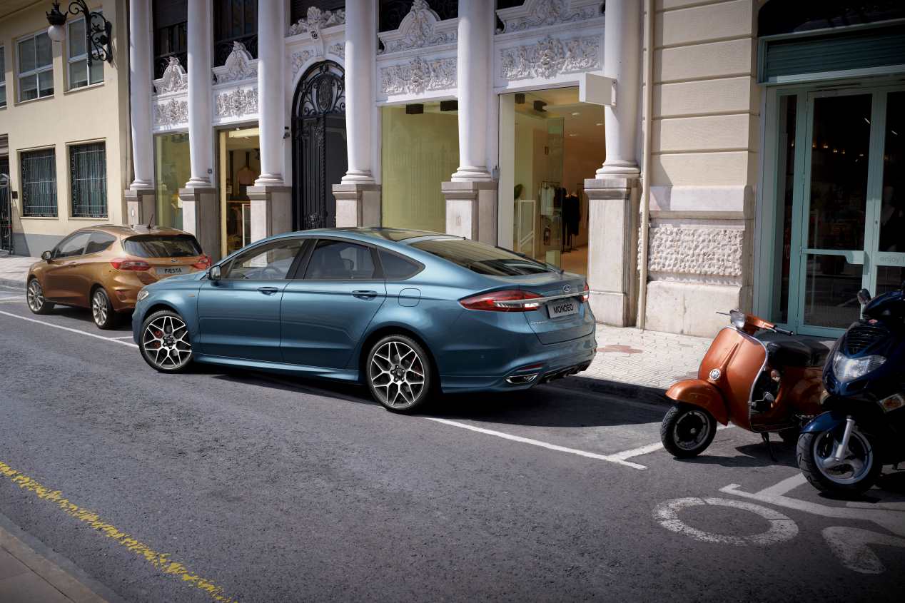Ford Mondeo vs Volkswagen Passat: las nuevas berlinas que vienen en este 2019