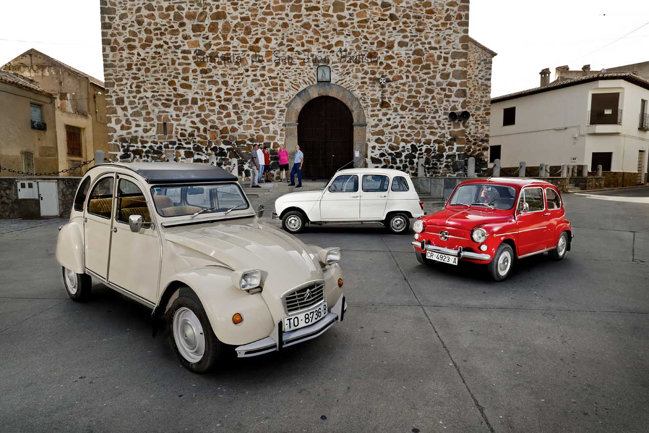 Tres coches que cambiaron el automóvil español: Seat 600, Citroën 2 CV y Renault 4