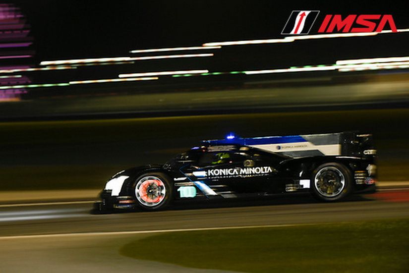 Fernando Alonso disfrutando de la noche en Daytona