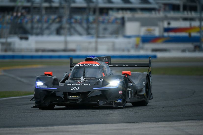 Juan Pablo Montoya en su Acura nº 6