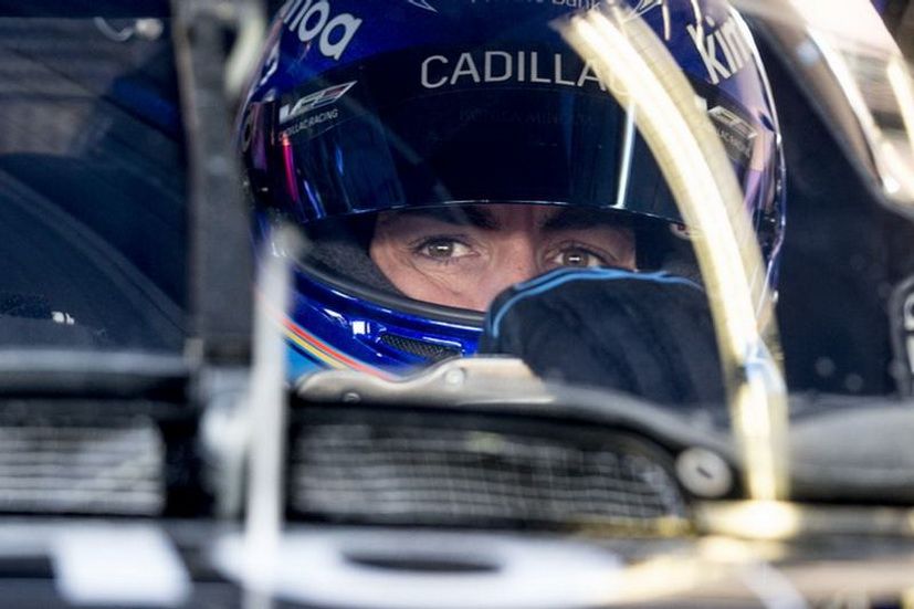 Alonso en su Cadillac nº 10