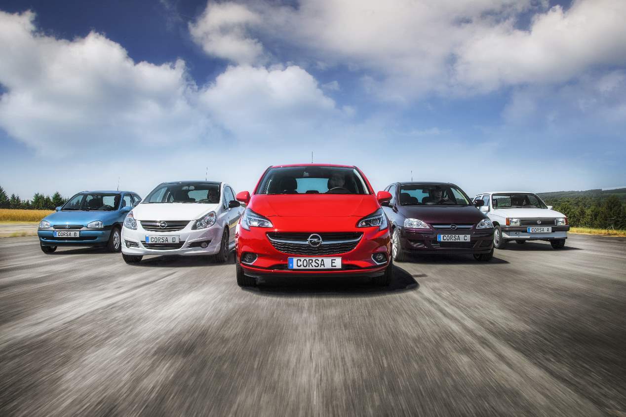 Opel celebra su 120 aniversario: algunos de sus modelos míticos, en imágenes