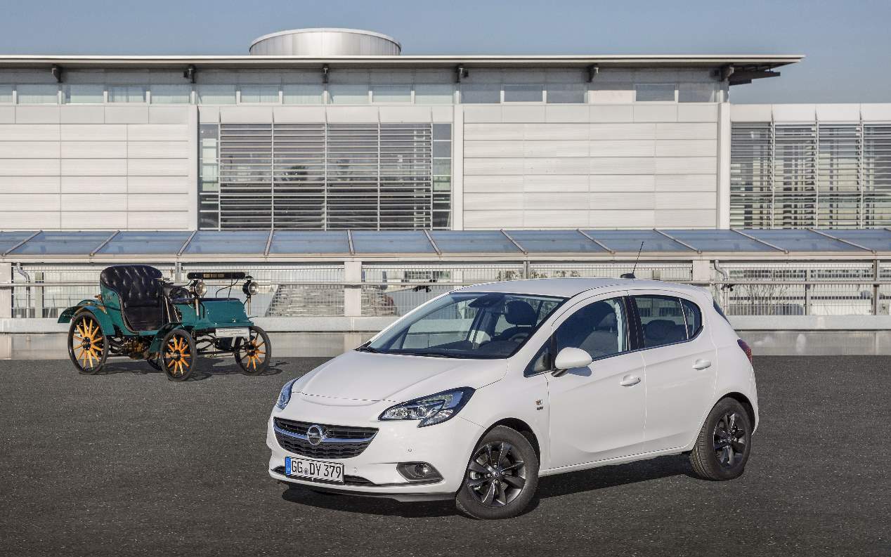 Opel celebra su 120 aniversario: algunos de sus modelos míticos, en imágenes