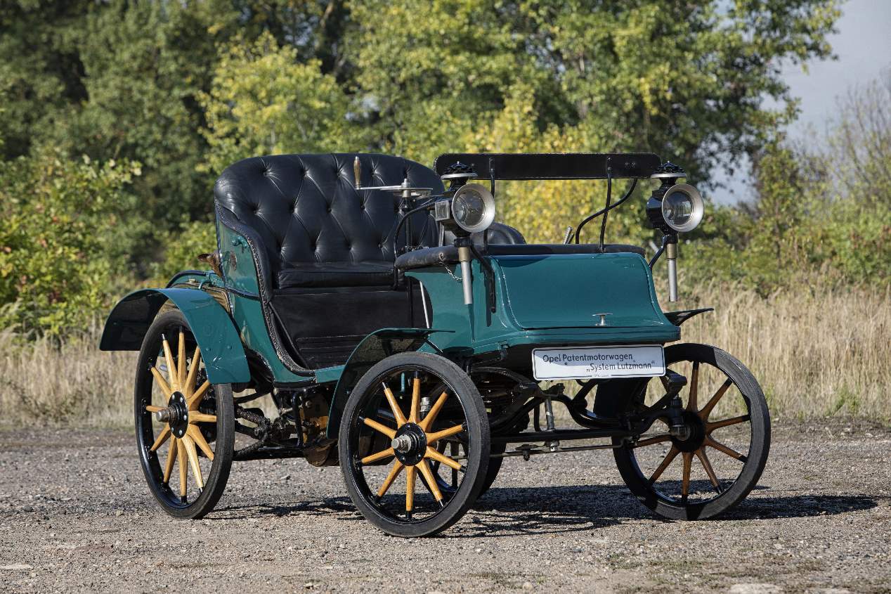 Opel celebra su 120 aniversario: algunos de sus modelos míticos, en imágenes
