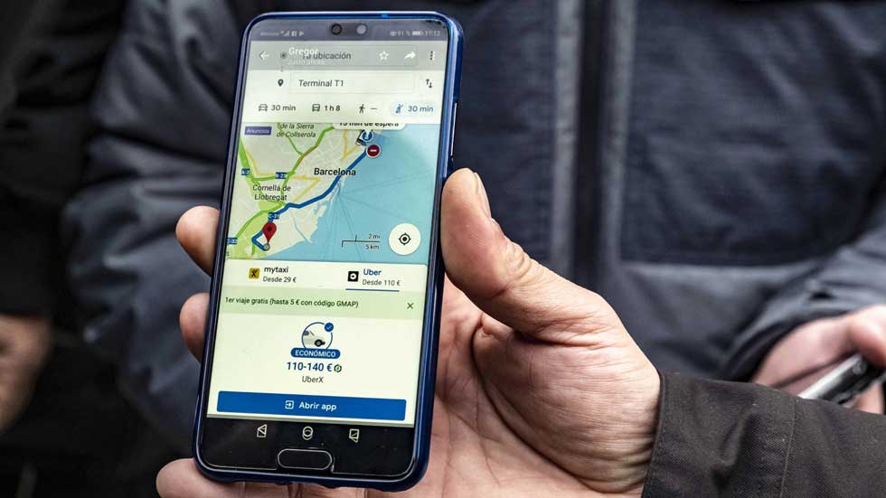 Uber y Cabify abandonan Barcelona tras la nueva regulación de las VTC