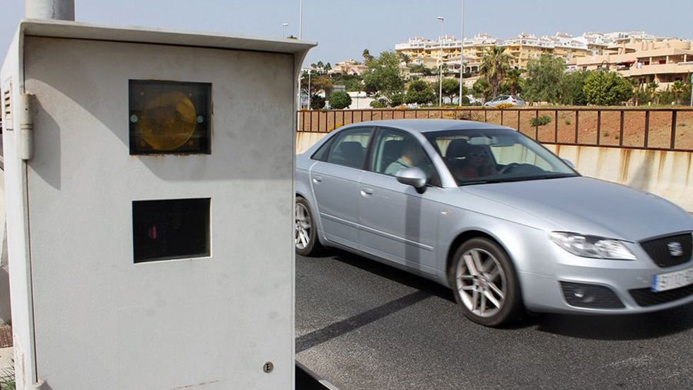 Esta es la multa de tráfico que puedes recurrir por un error de la DGT