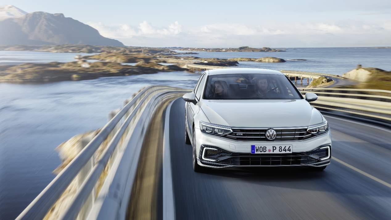 Volkswagen Passat 2019: las mejores fotos oficiales de la nueva berlina