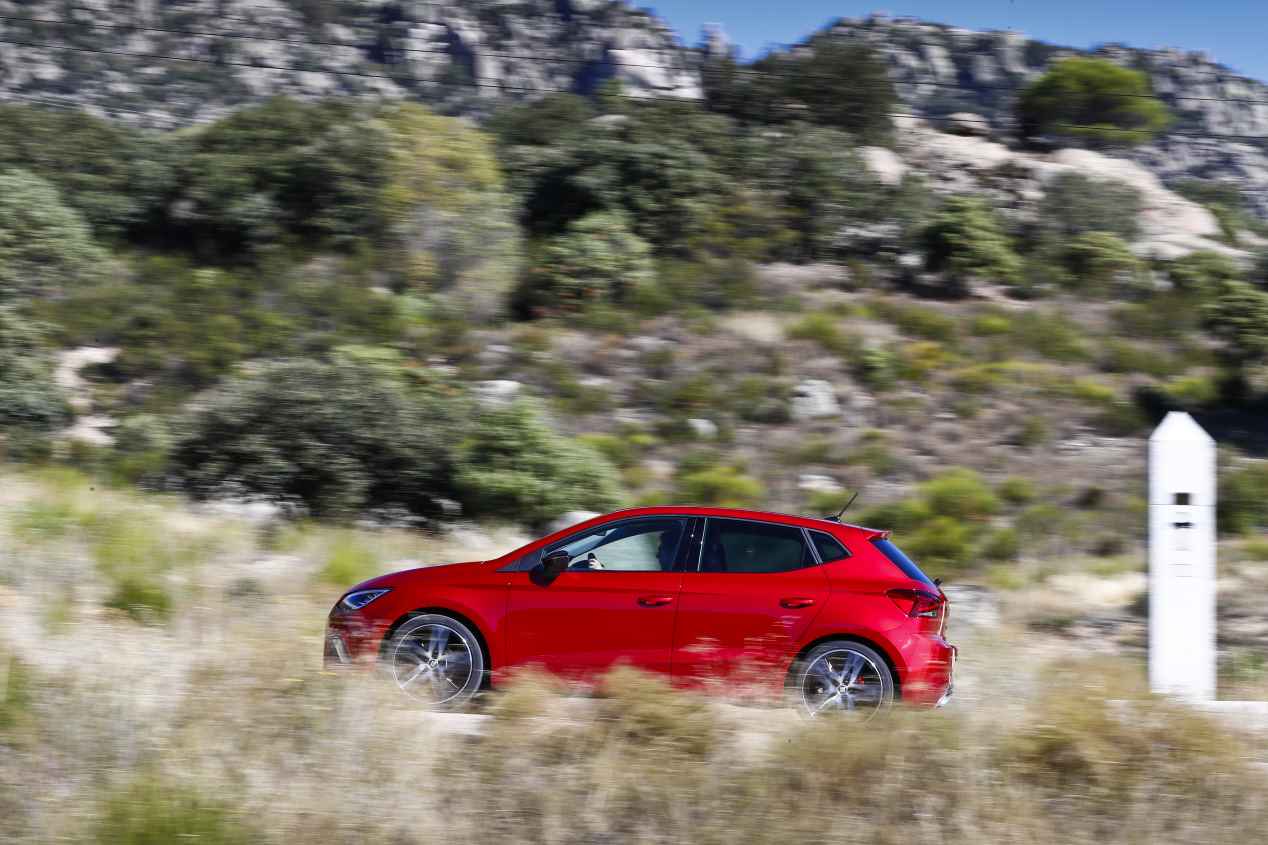 Seat sigue con ventas históricas gracias al éxito de Ibiza, Arona y León