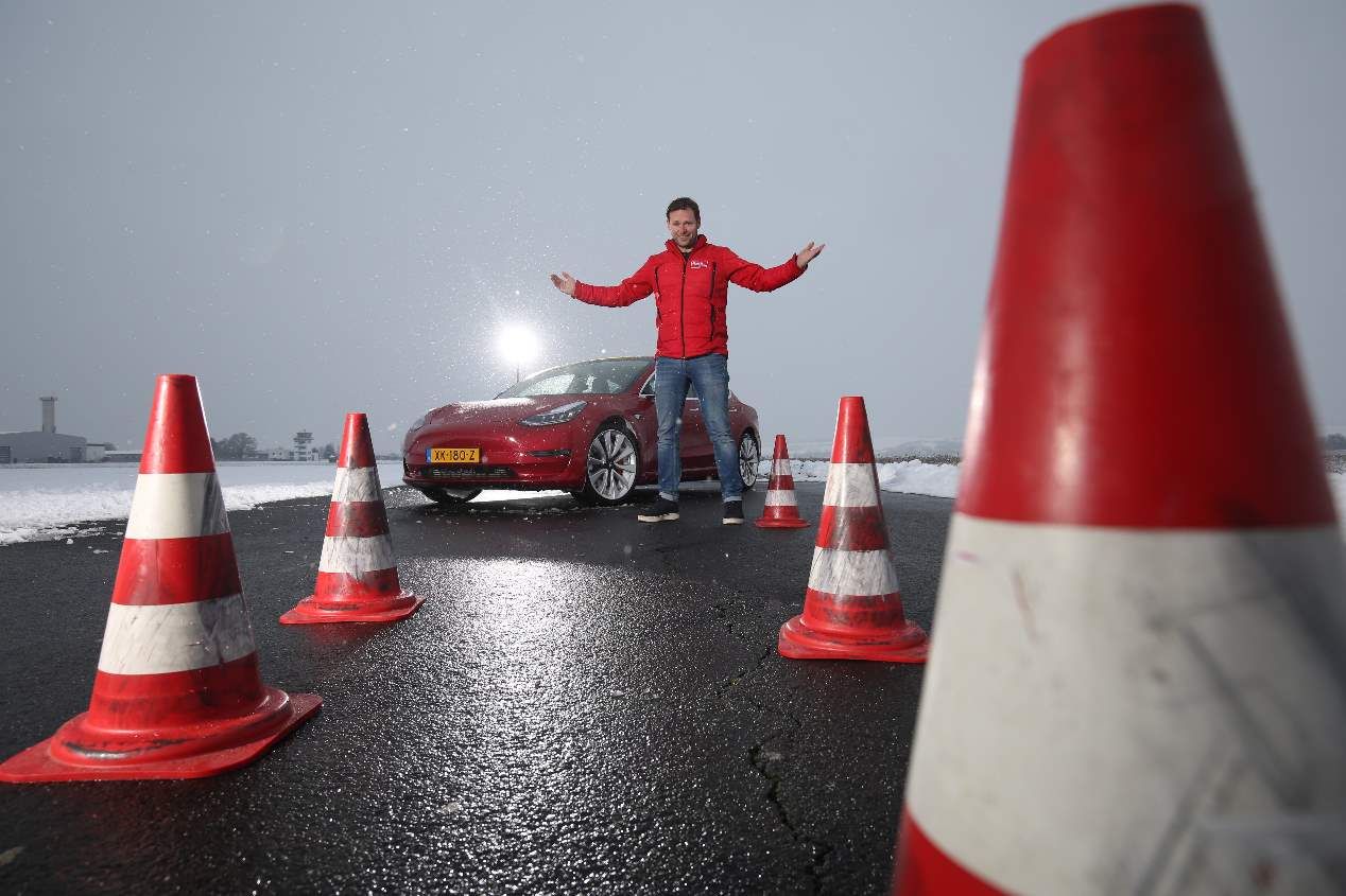 Nuestra prueba a bordo del Tesla Model 3, en imágenes