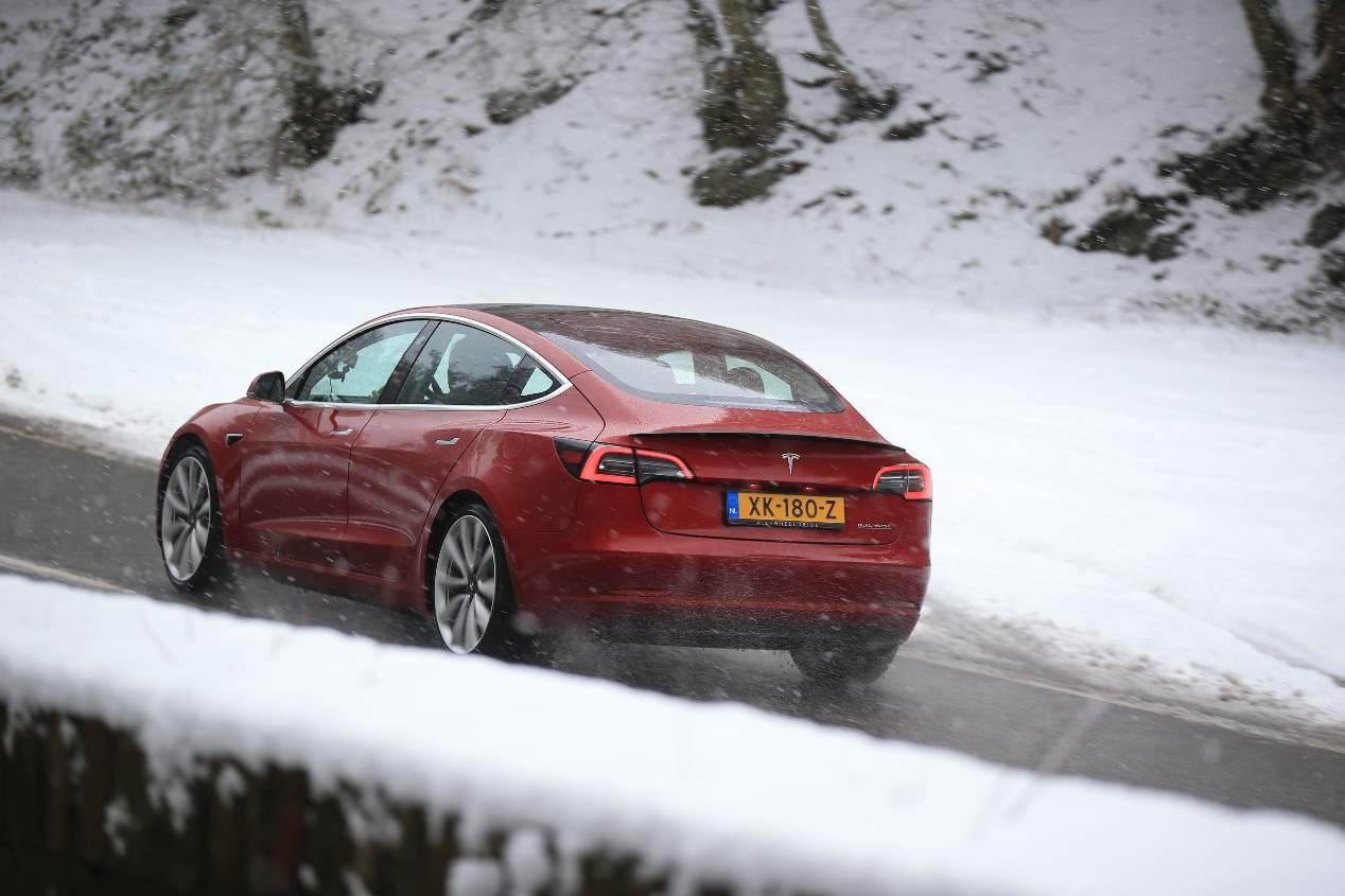 Nuestra prueba a bordo del Tesla Model 3, en imágenes